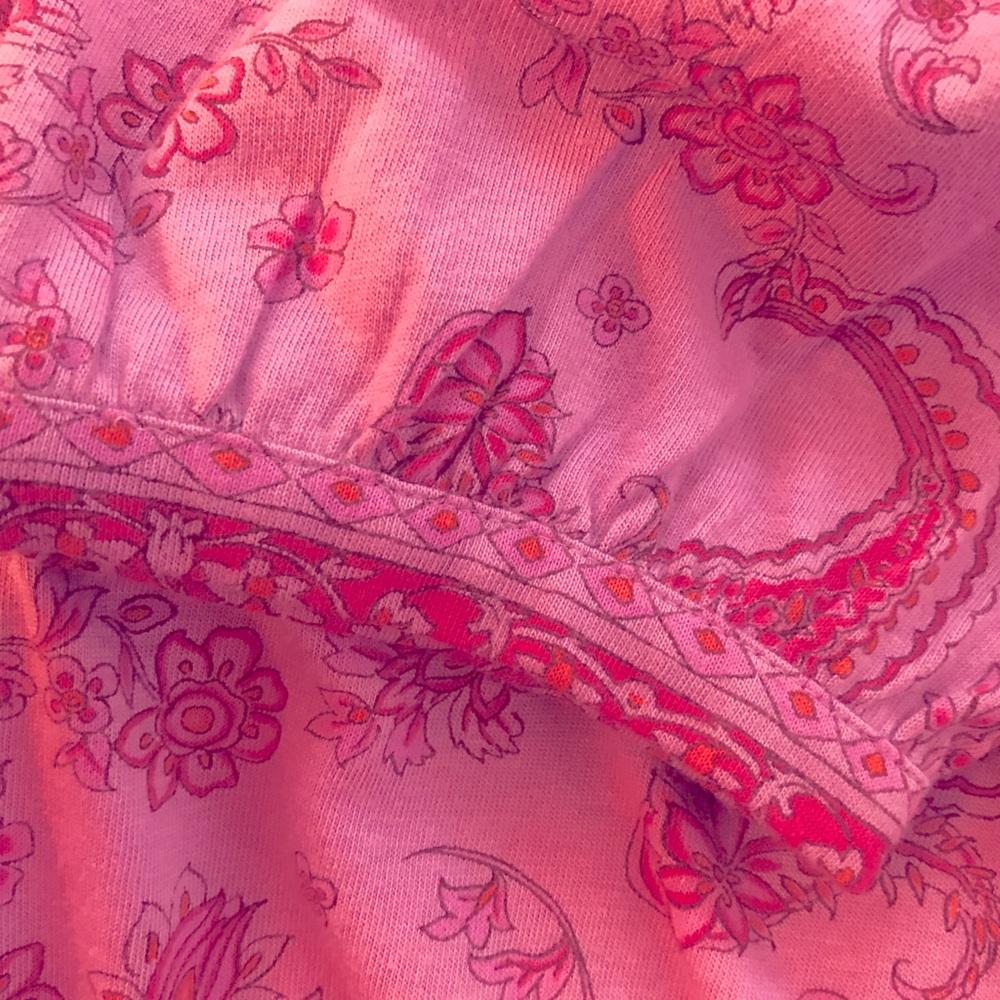 Women's Pink Paisley V-Neck Tunic Top - Picture 3 of 5